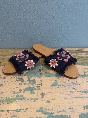GUC MYSTIQUE DENIM LEATHER RHINESTONE SANDALS/SLIDES SIZE 11